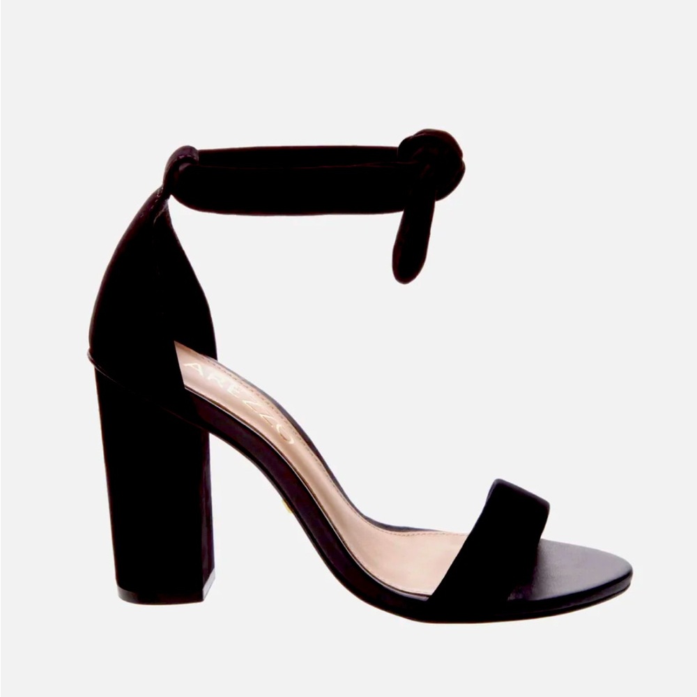 NEW Arezzo Isabelli High Block Sandal